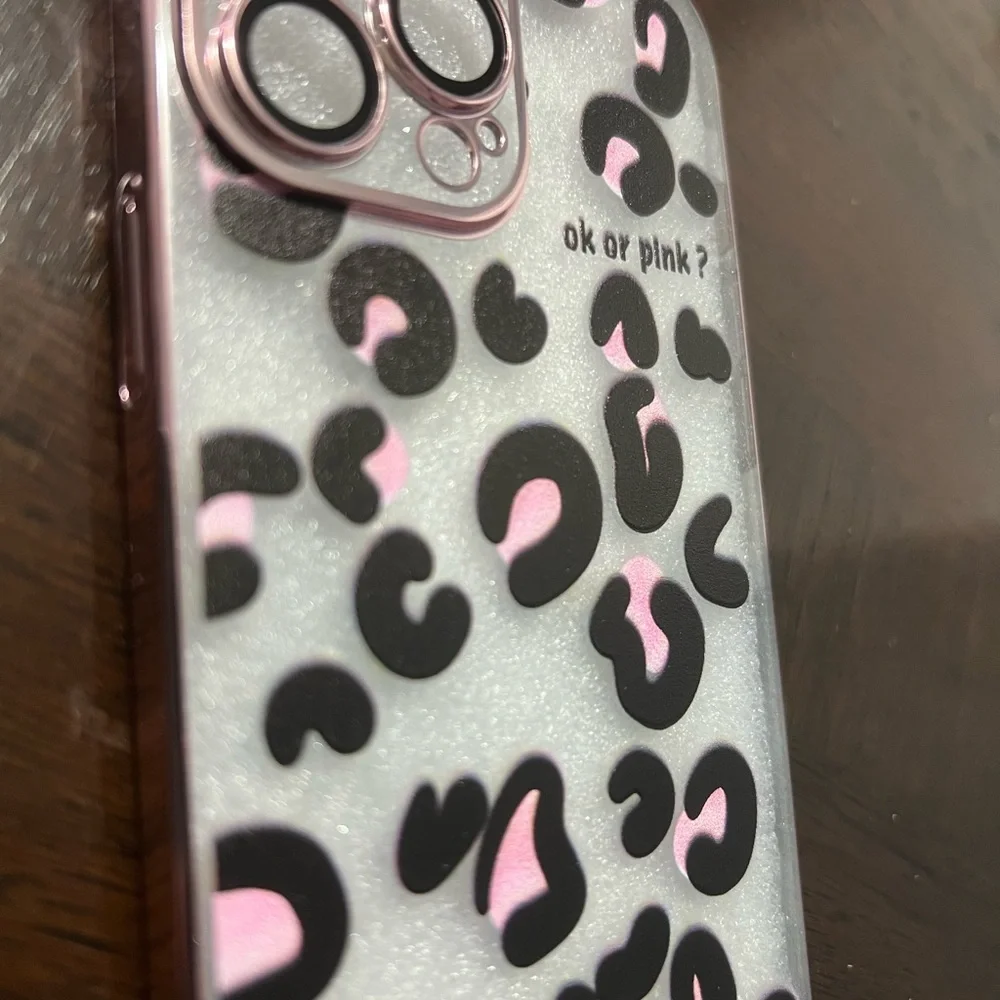 Covers iPhone 13, 14 and 15 pro Max